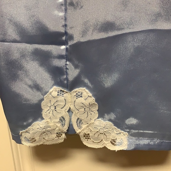 Sleepware - Picture 2 of 7